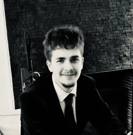 Louis, fondateur de Novalys